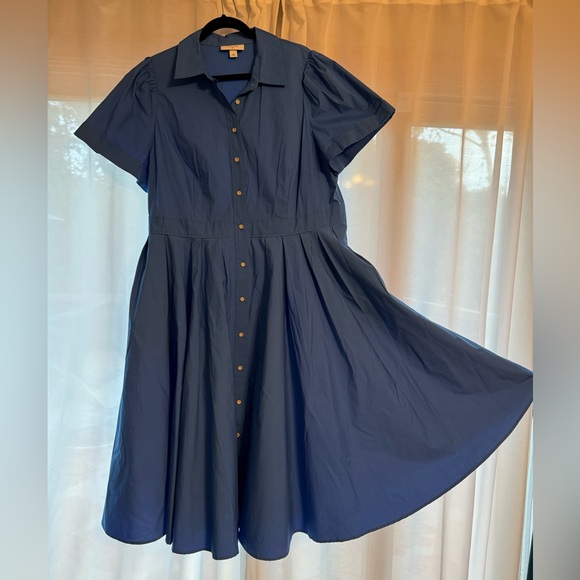 Alexis for Target plus size blue shirt dress with circle skirt and pockets - Picture 5 of 10